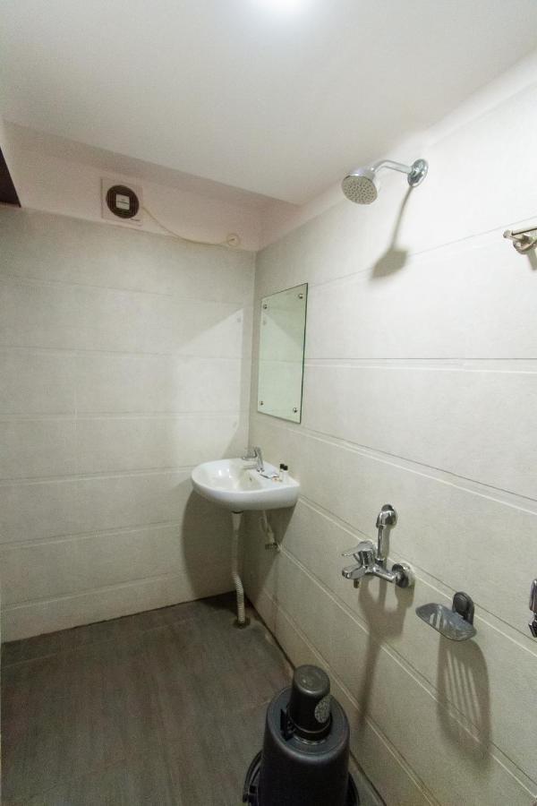 Vinayak Bhavan By Vinayak Hotels Brahmapur Exterior photo